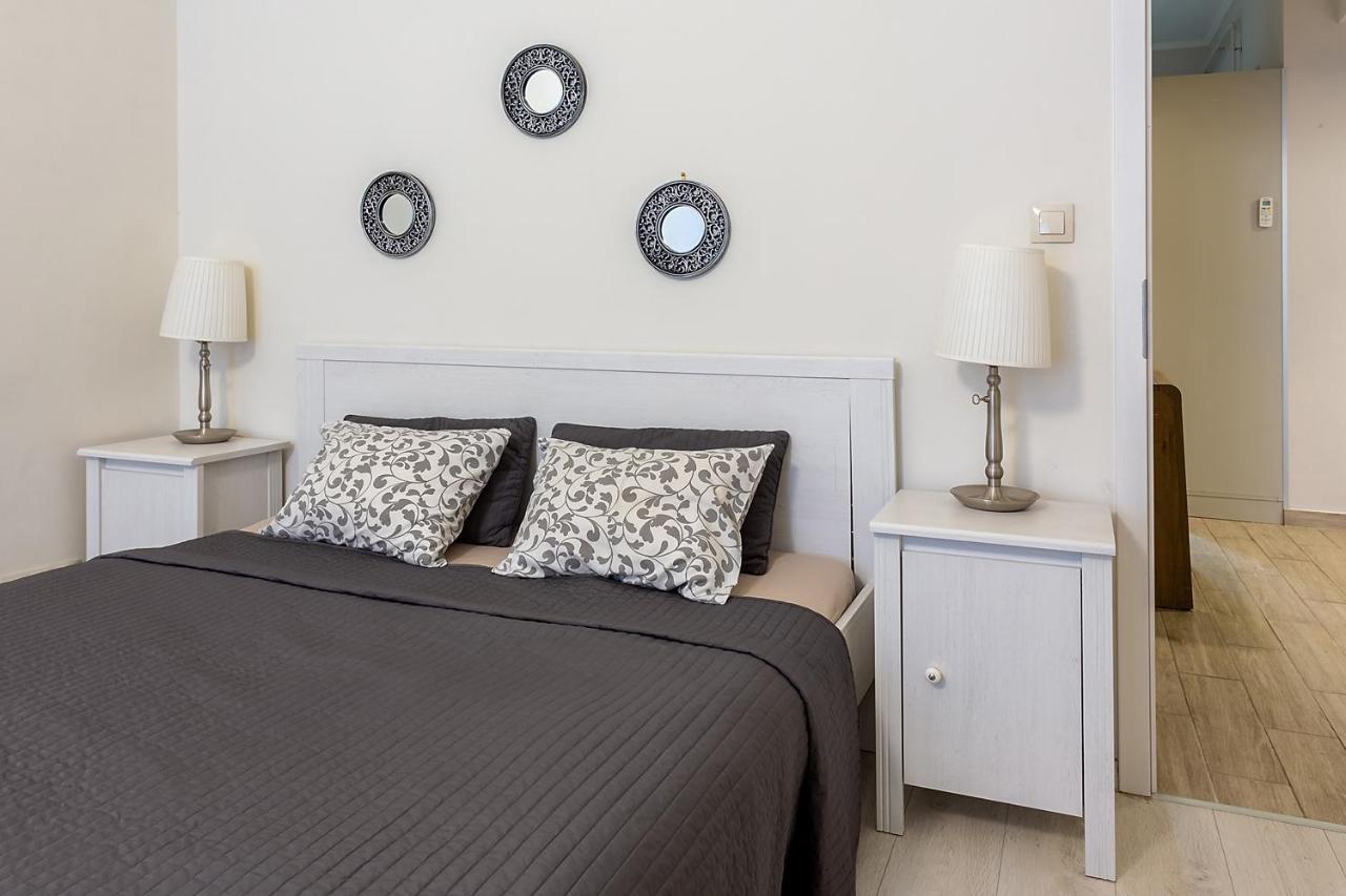 Goldcentral Apartment Grand Boulevard Будапеща Екстериор снимка