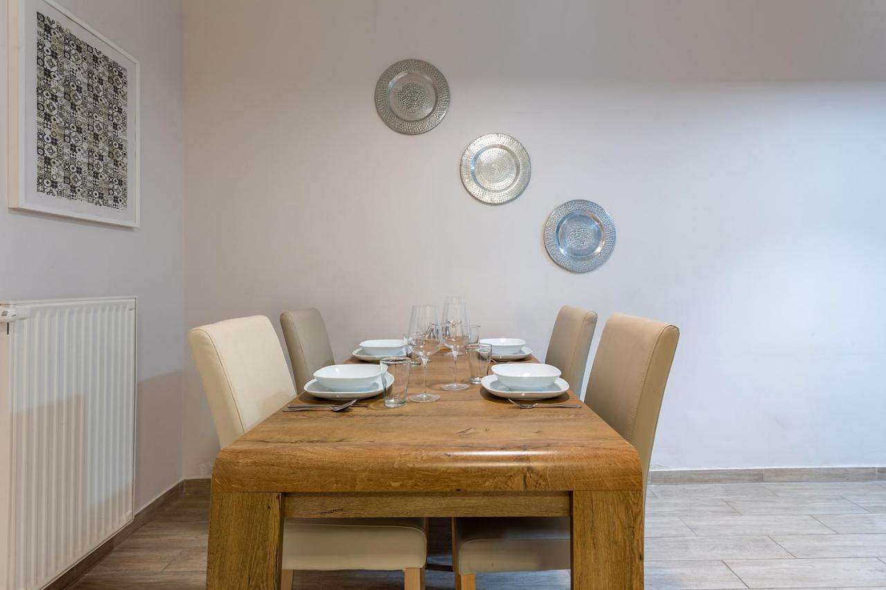 Goldcentral Apartment Grand Boulevard Будапеща Екстериор снимка